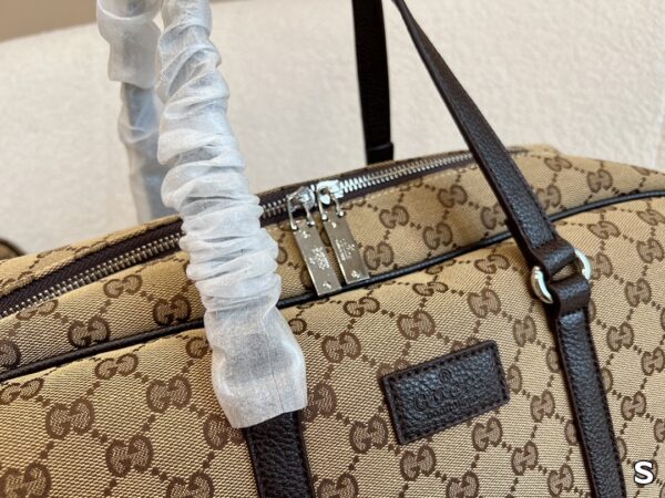 Jam4035    GUCCI    70$ - Image 2