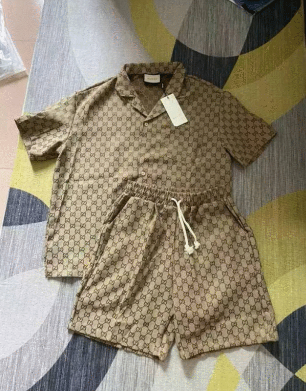 Jam5335 GUCCI  55$ - Image 2