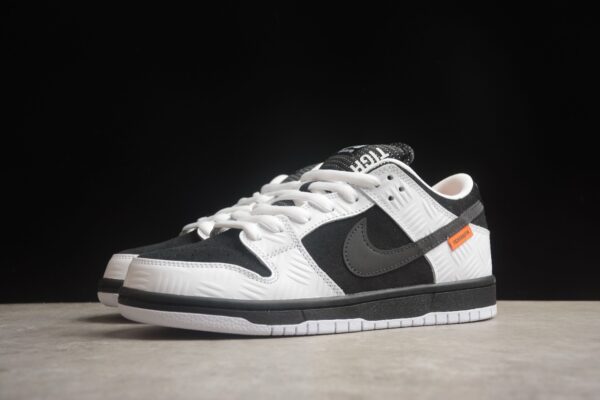Jam5293 NIKE 54.99$ - Image 2