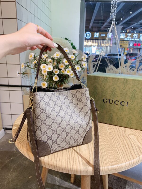 Jam1115 Gucci 5A+ BOX 385 52$ GBB - Image 2