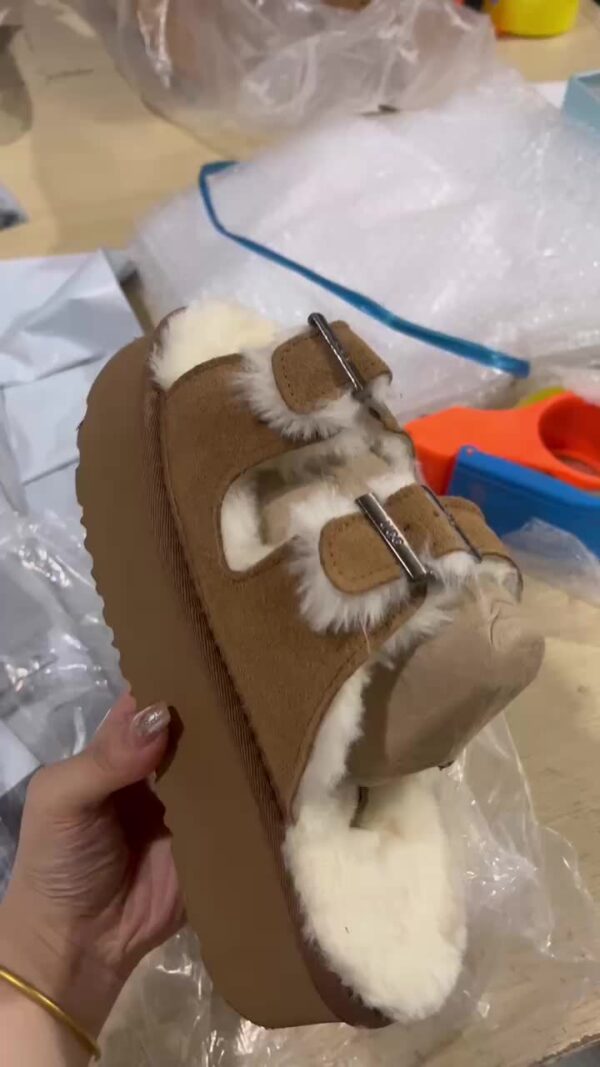 Jam933 Ugg 5A+ 320 42$ 1688XZ - Image 2