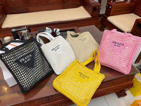 Jam3275 30$ PRADA 220 1688BB - Image 2