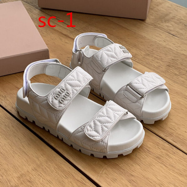 Z5427 MIUMIU 98$