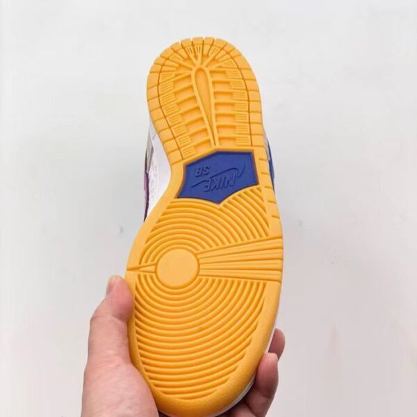 Z5402-55$ Nike, size 36-45 - Image 3