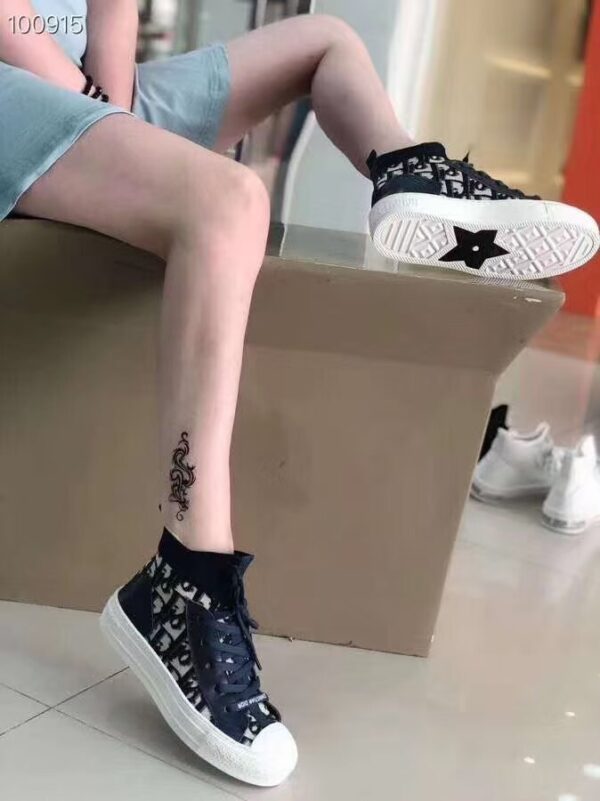 TL2587 DIOR 55.99$