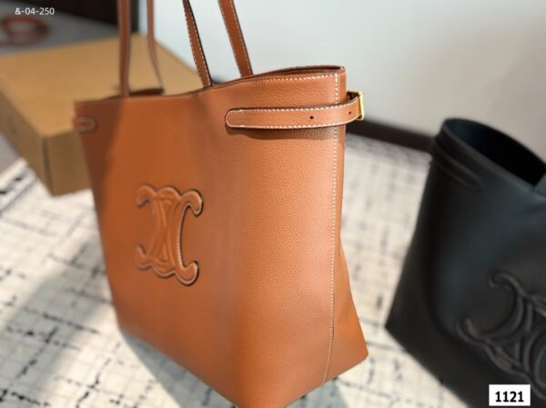 Jam5503 CELINE 58$ - Image 11