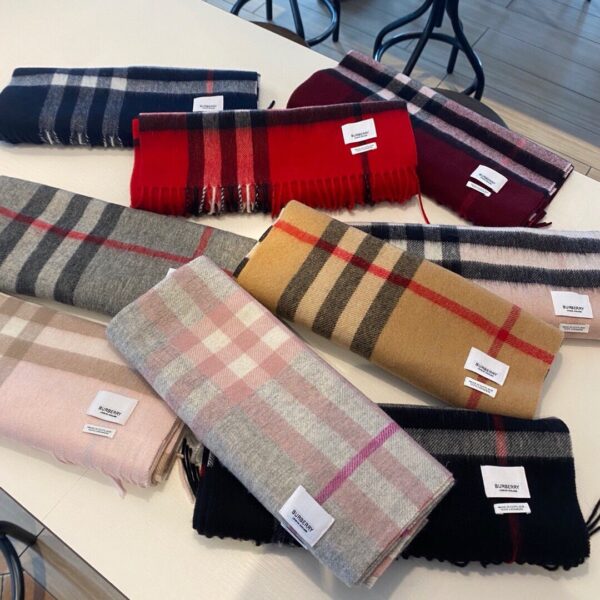 Jam695   Burberry   29.99$  WJ - Image 11