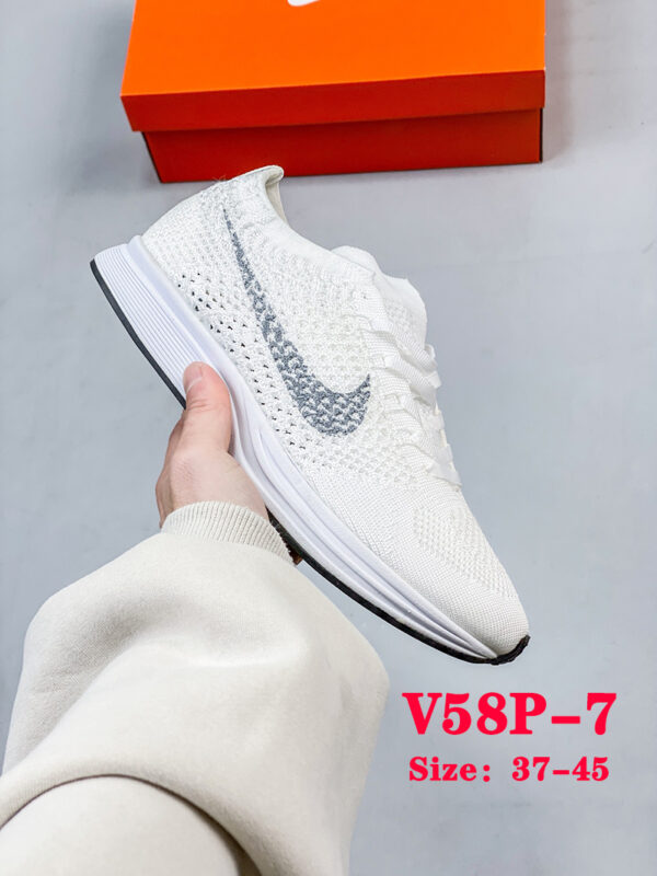 Jam4923 NIKE Flyknitracer 330 45.5$ PTX - Image 11