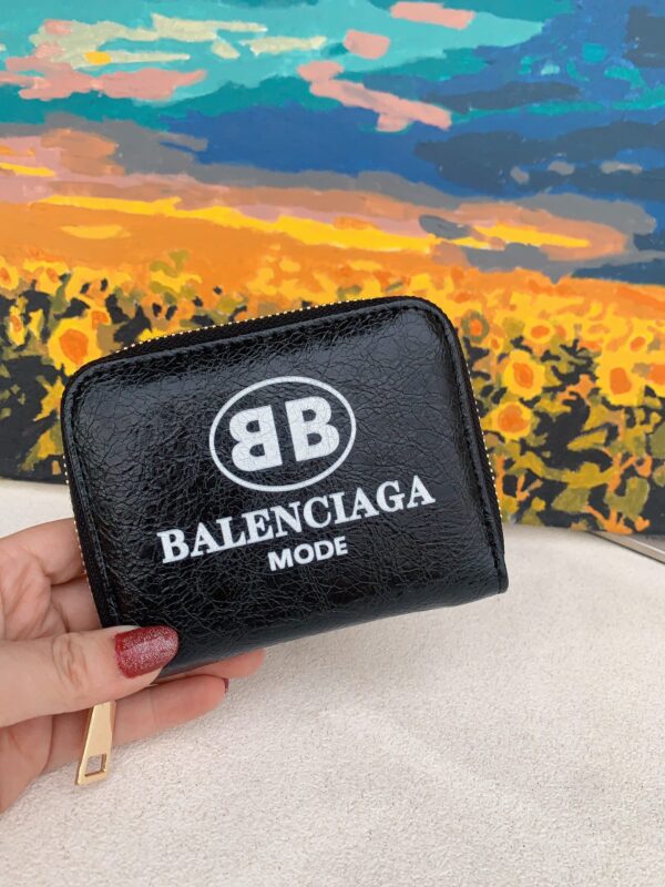 Jam4103 Balenciaga 68$ - Image 11