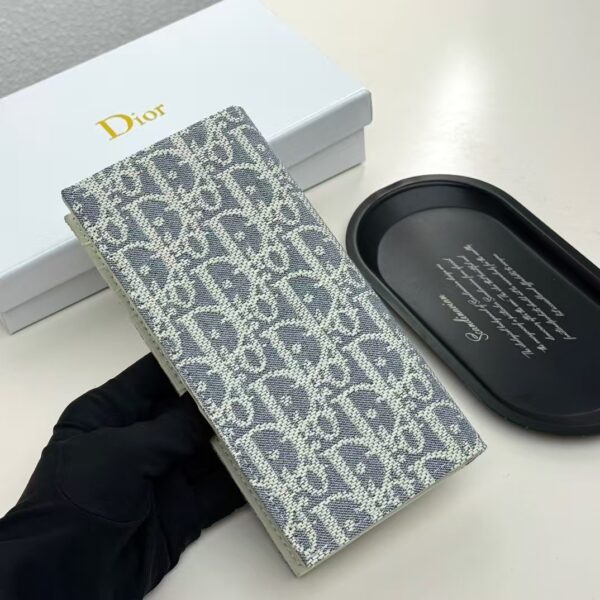 TL2583 DIOR 40.99$ BOX - Image 14