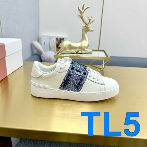 TL2580 Valentino 55$ box - Image 12