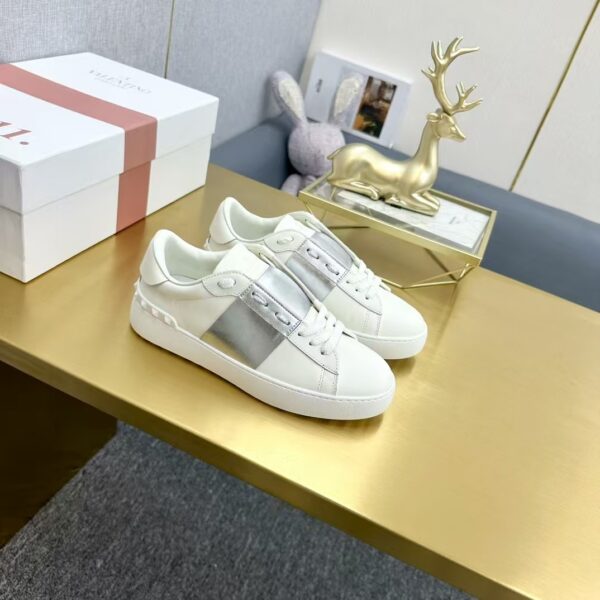 TL2580 Valentino 55$ box - Image 8