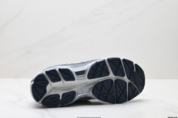 TL2578 ASICS 59.99$ - Image 10