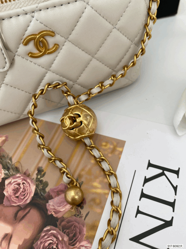 Z5225-55$-Chanel - Image 10