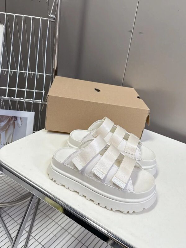 Jam5283  UGG   59.99$ - Image 12