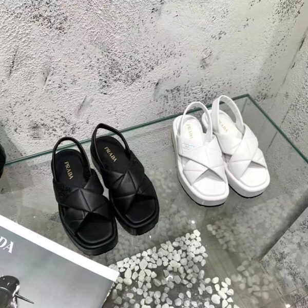 Jes3204 35$ PRADA - Image 12