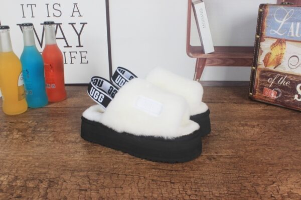Jes4353 41.3$ UGG - Image 12
