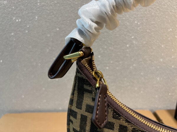 Jam4070 FENDI 5A+ BOX 55$ 400 GBB - Image 12
