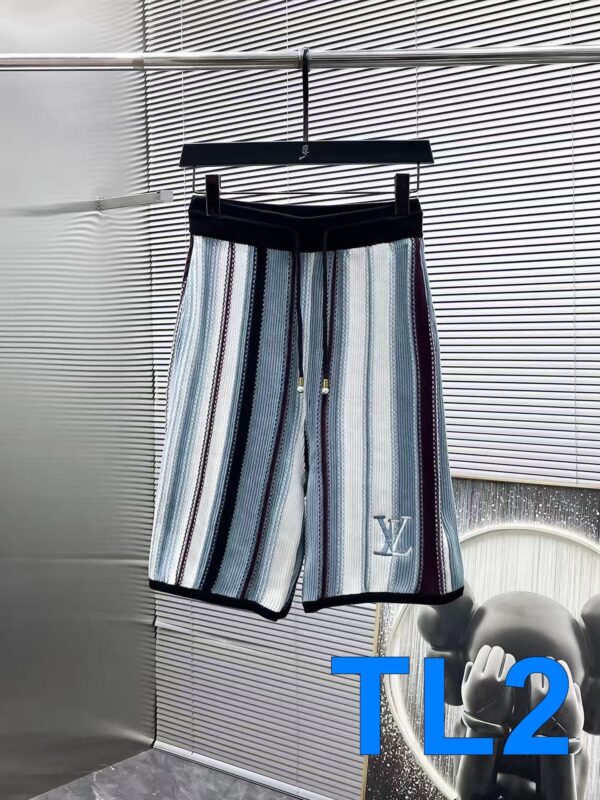TL2573 LV 55$ - Image 13
