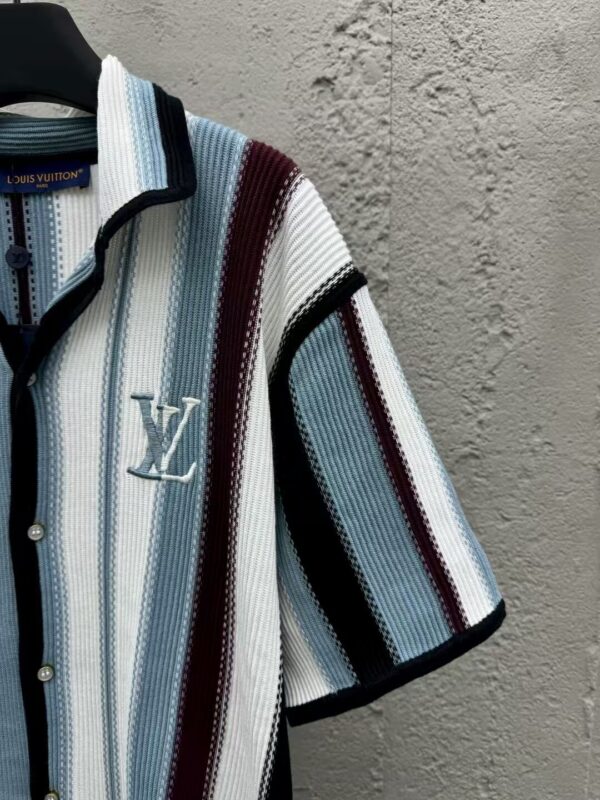 TL2573 LV 55$ - Image 7