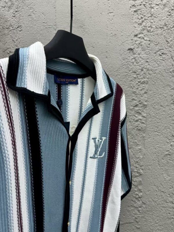 TL2573 LV 55$ - Image 10