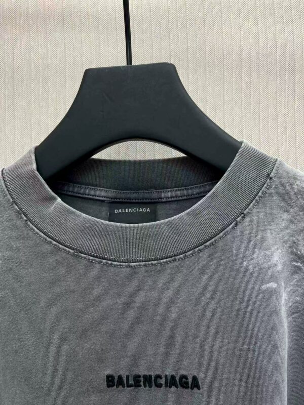 TL2568 Balenciaga 40$ - Image 9