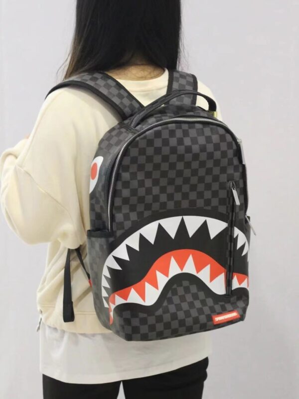 Z5108 SPRAYGROUND 55$ - Image 3