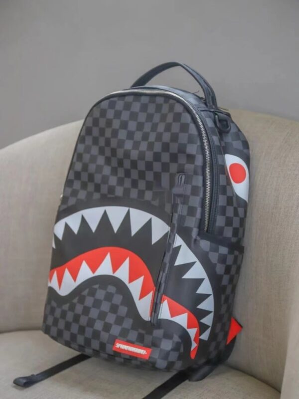 Z5108 SPRAYGROUND 55$ - Image 5