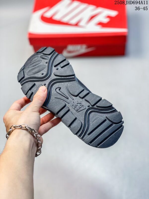 TL2563 NIKE 55$ - Image 5