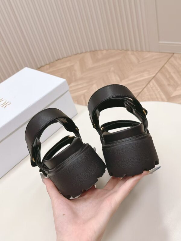 TL2558 DIOR 86.99$ BOX - Image 3