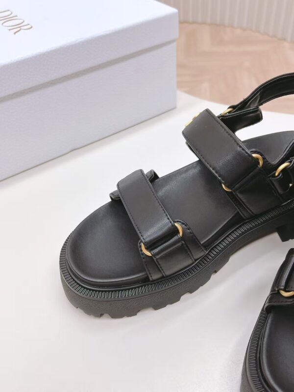 TL2558 DIOR 86.99$ BOX - Image 5