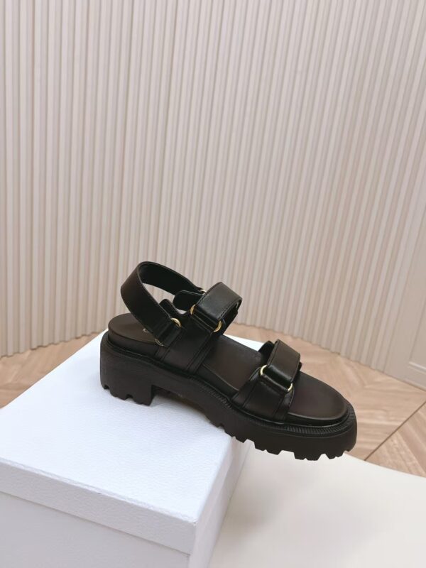 TL2558 DIOR 86.99$ BOX - Image 6