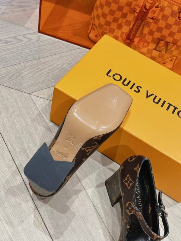 TL2556 LV 75.99$ BOX - Image 2