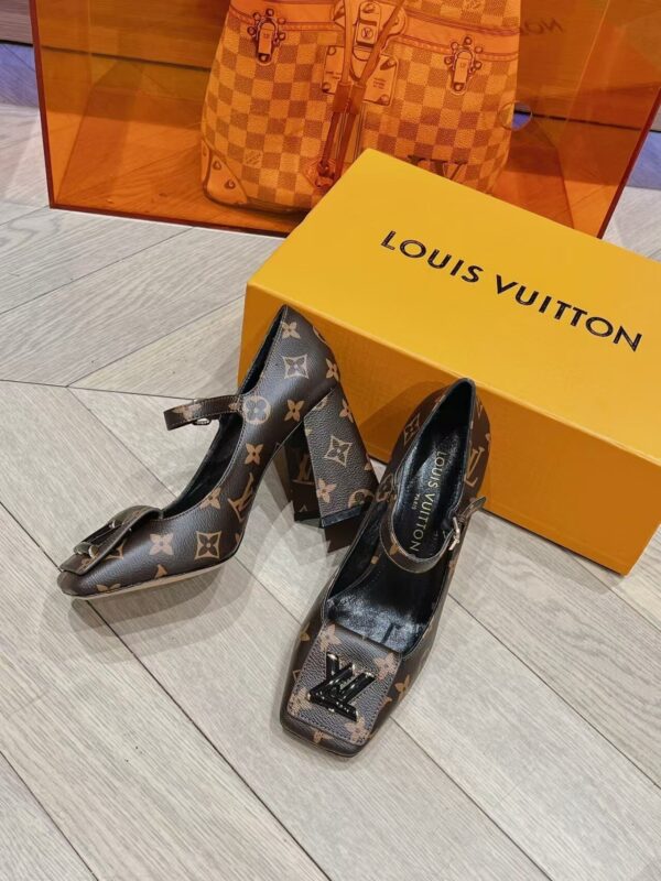 TL2556 LV 75.99$ BOX - Image 6