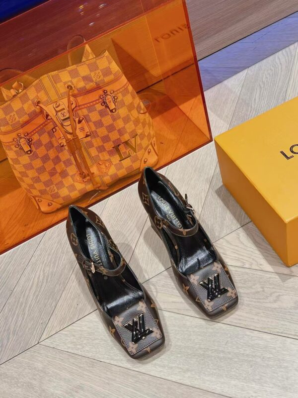 TL2556 LV 75.99$ BOX - Image 9