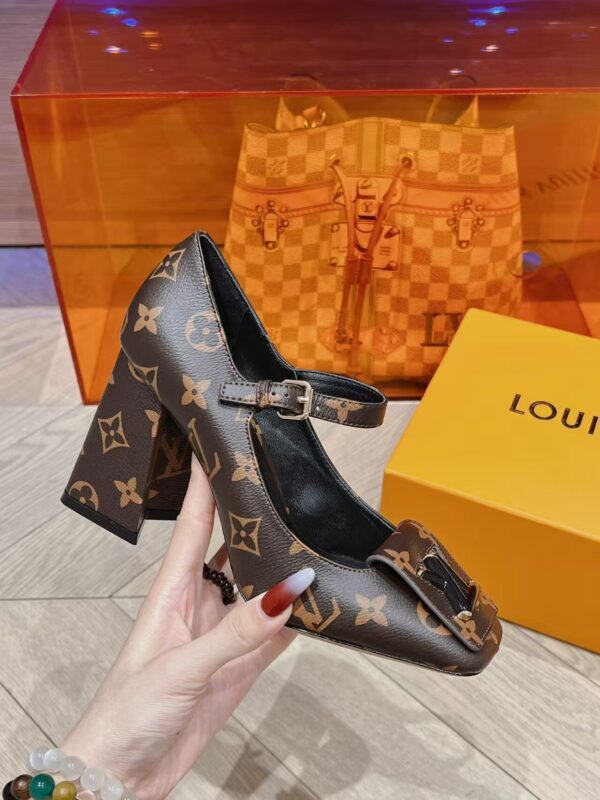 TL2556 LV 75.99$ BOX - Image 10