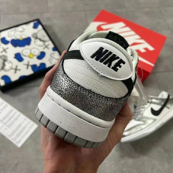 Jes3001 41.44$ NIKE!!! silver skin texture - Image 14