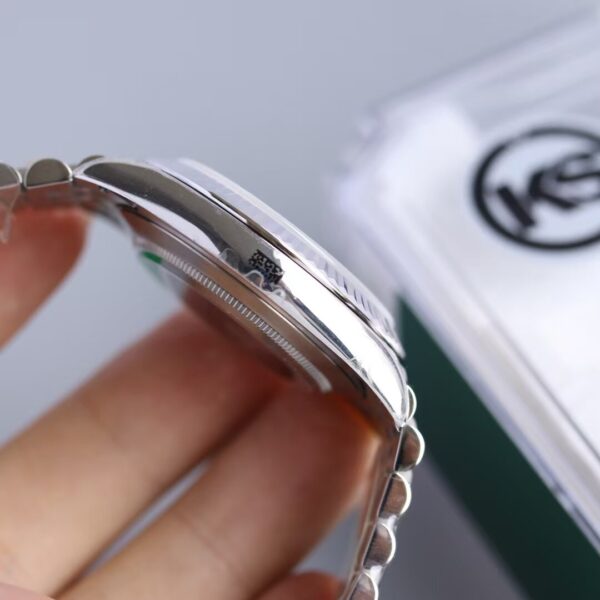 Z6917 ROLEX 118$ - Image 3