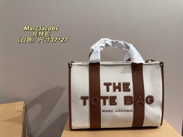 Z6915 MJ THE TOTE BAG 68$ - Image 3
