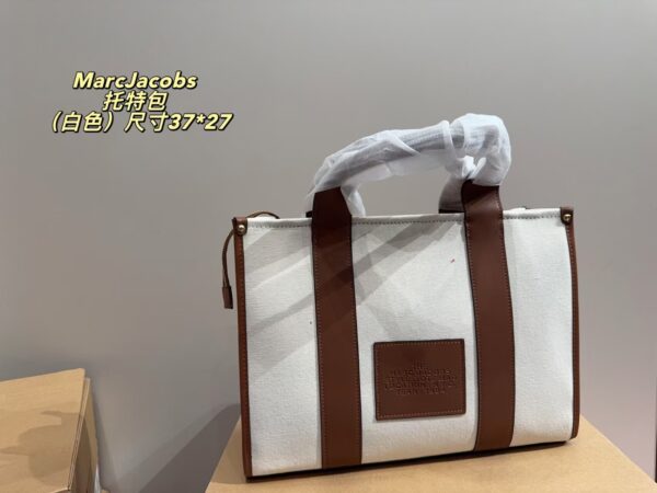 Z6915 MJ THE TOTE BAG 68$ - Image 5