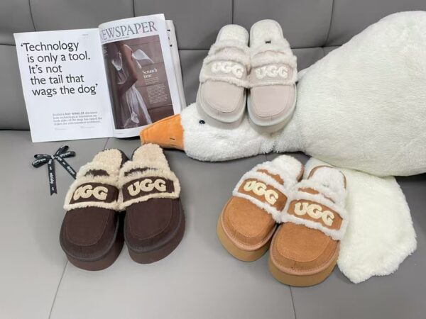 TL2552 UGG 49.99$ BOX - Image 14