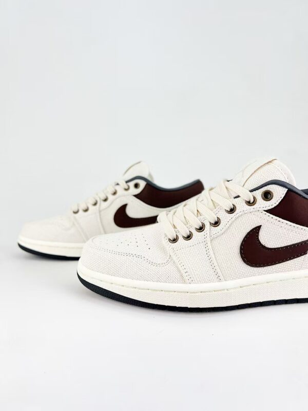 TL2546 NIKE 55$ - Image 6