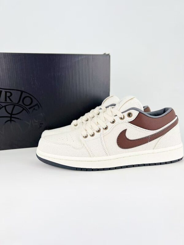 TL2546 NIKE 55$ - Image 10