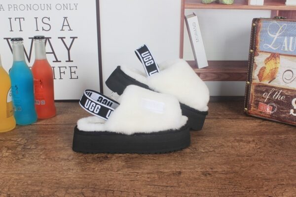 Jes4353 41.3$ UGG - Image 15