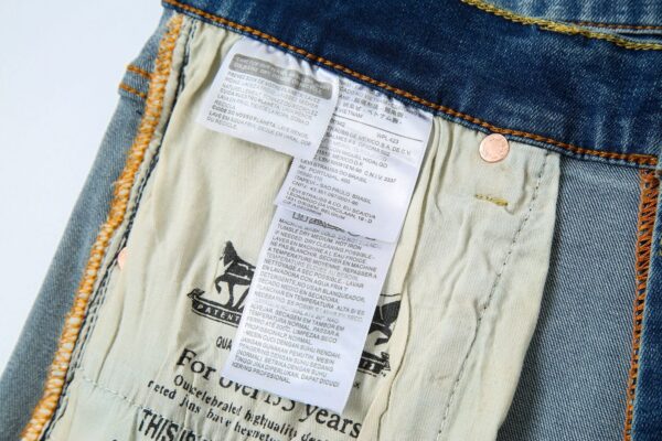 Jam582 Levis 35.9$ 265 NZK - Image 15