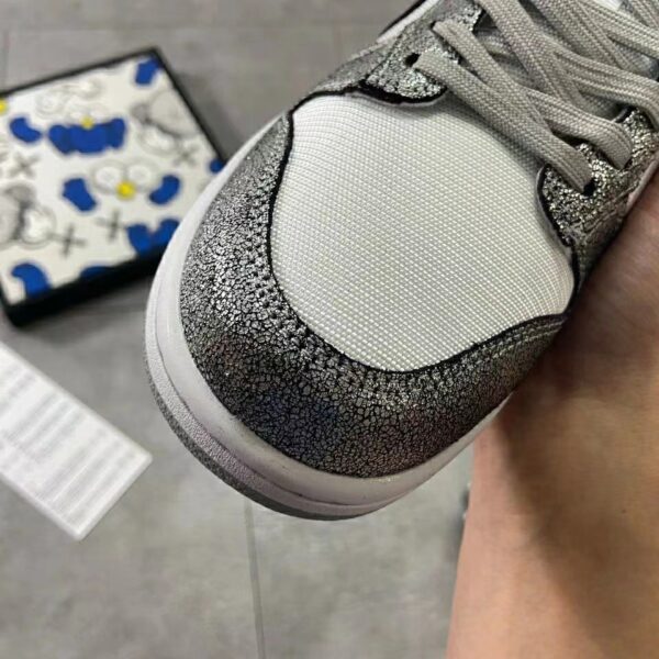 Jes3001 41.44$ NIKE!!! silver skin texture - Image 15