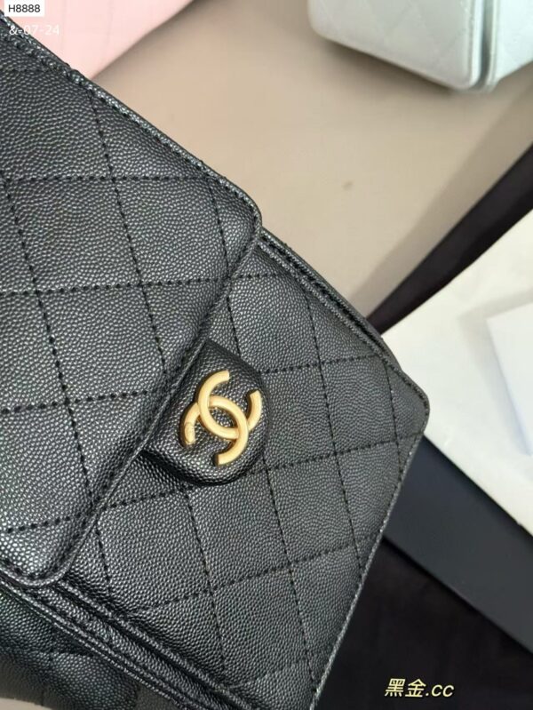 TL2542 CHANEL 75$ BOX - Image 12
