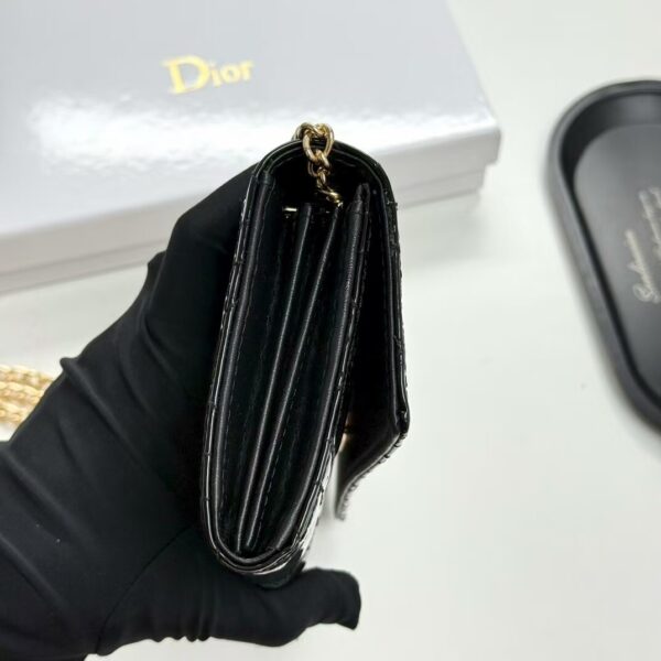 Z6903 Dior 50$ - Image 4