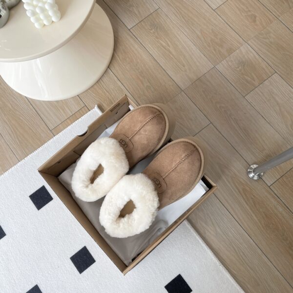 Jes4613 UGG +BOX 5AAAA 48$ 350 UGG - Image 16