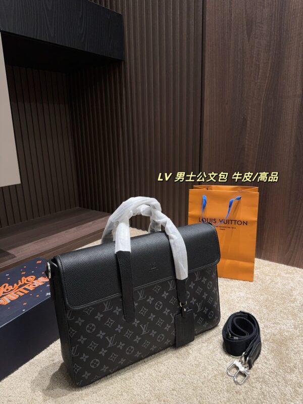 Jam5235 LV Bag 110$ - Image 16